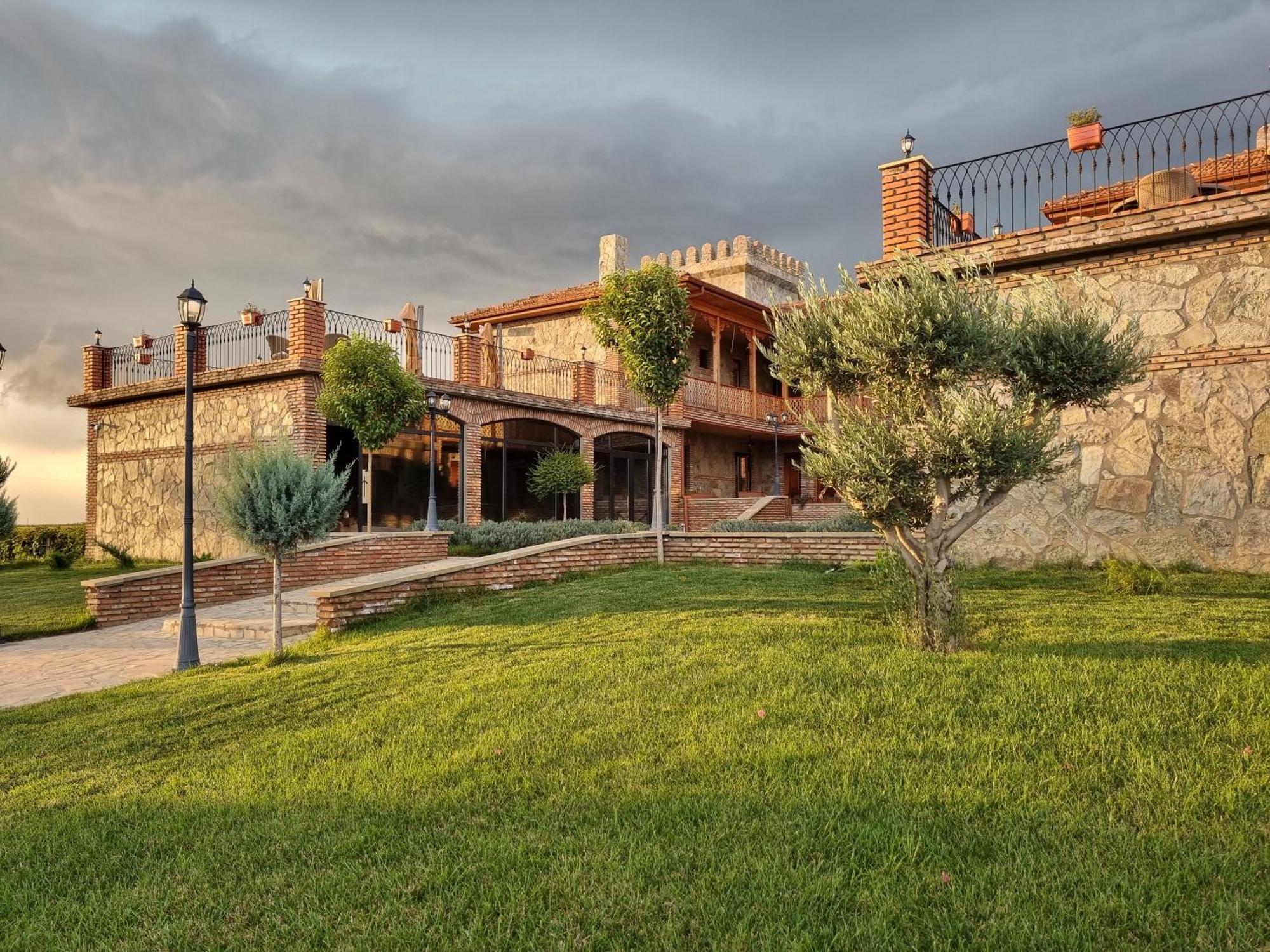 Chateau Davitiani Shilda Exterior photo